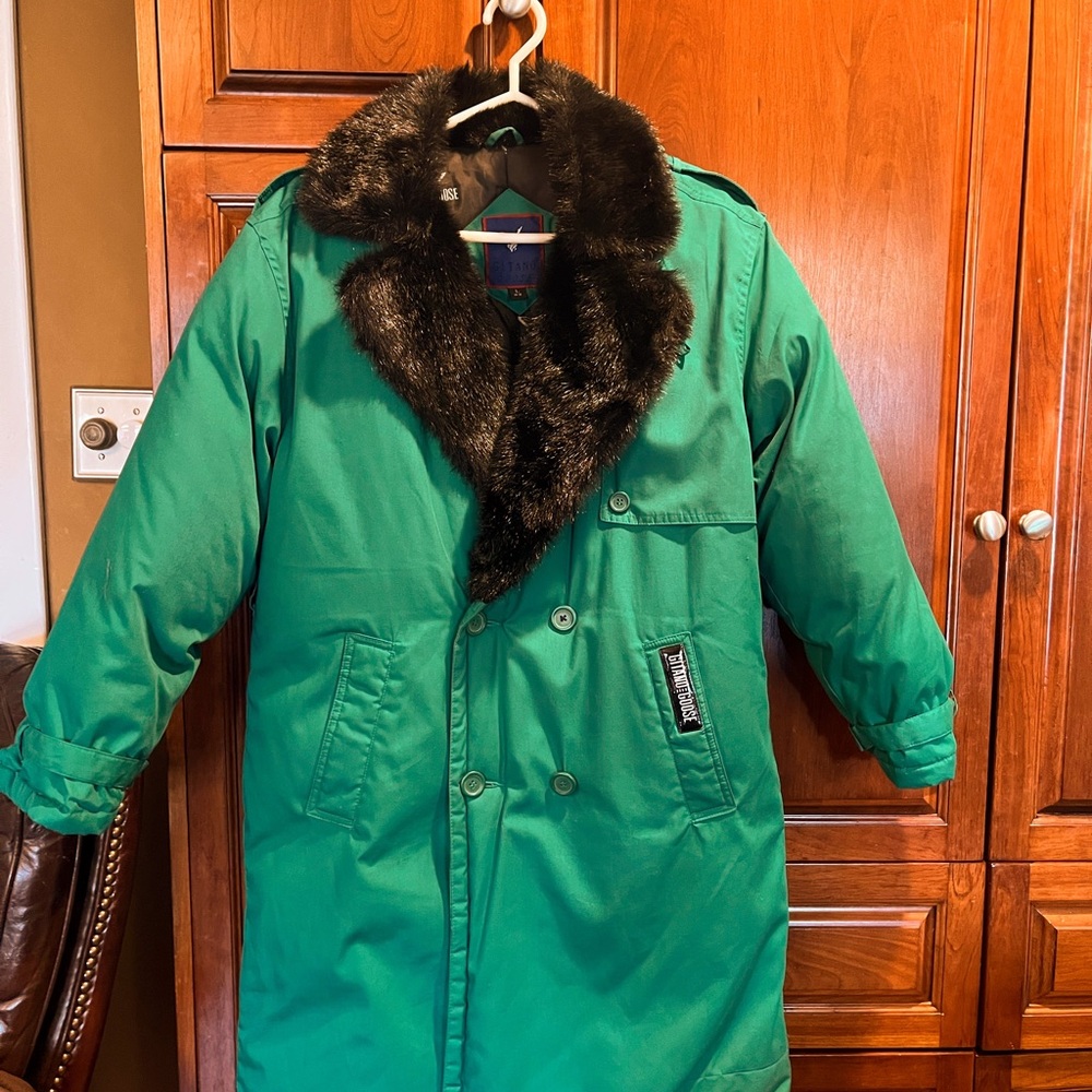 Gitano Goose Down Emerald Winter Coat with Dark Fur Collar